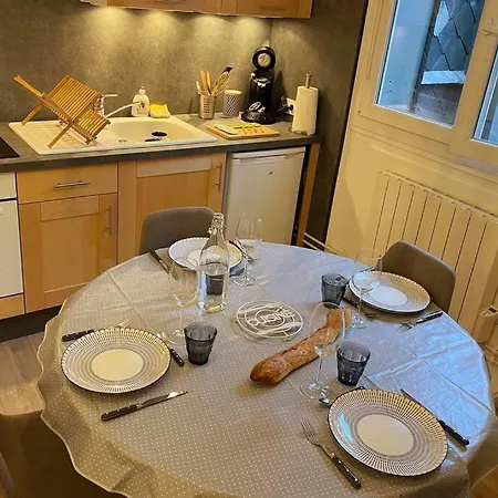 L'escale De Saint Maclou-rouen Centre Historique Apartment